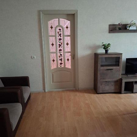 4 Площа Гагаріна Apartment Vinnytsia Exterior photo